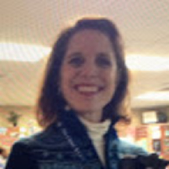 Meet your Posher, Janet - Picture 1 of 1